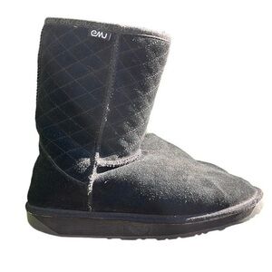 EMU Australian Made Classic Style Suede Sheepskin Boots with Wool lining